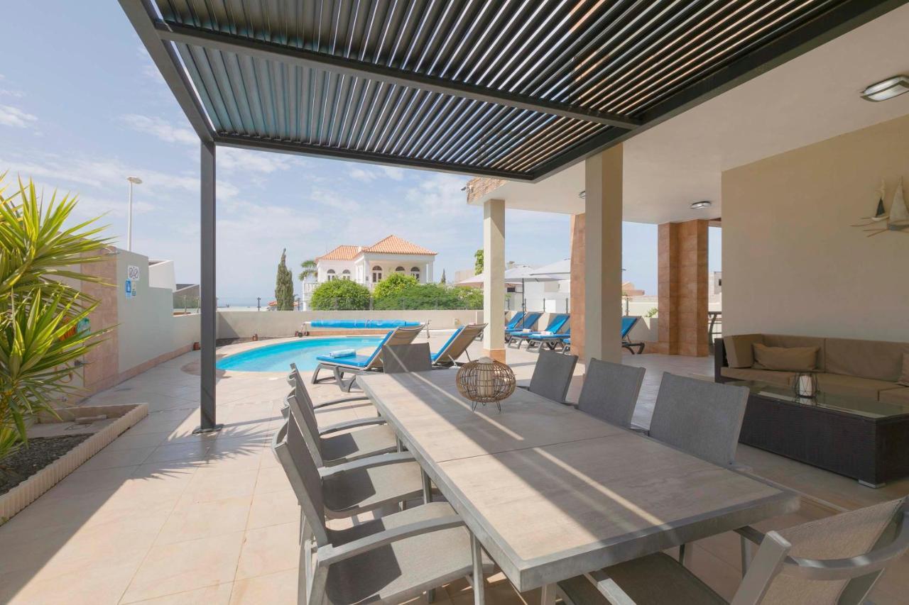 Villa Sol Адехе Экстерьер фото